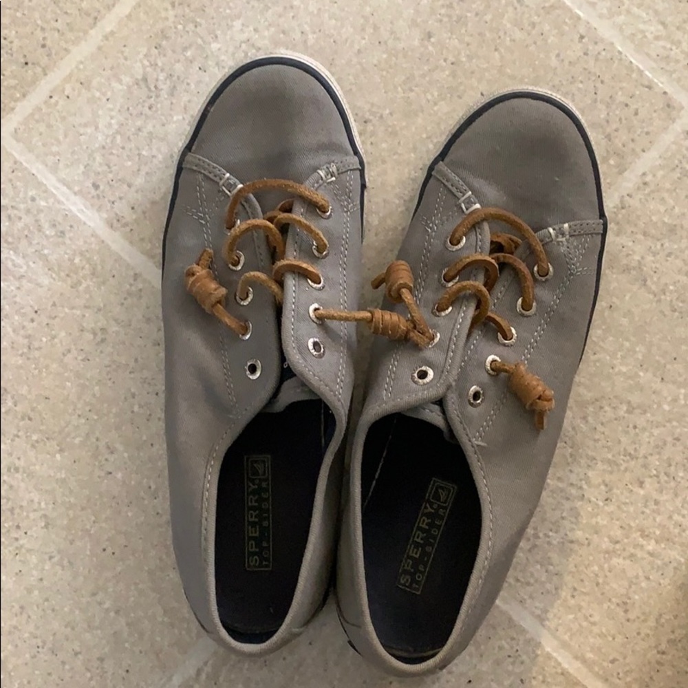 Sperrys!